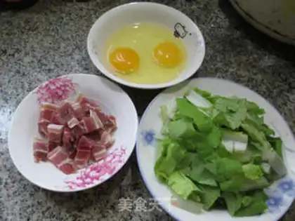Make Porky pickles and fried eggs step 0
