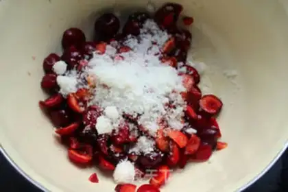 Make Cherry pie step 3