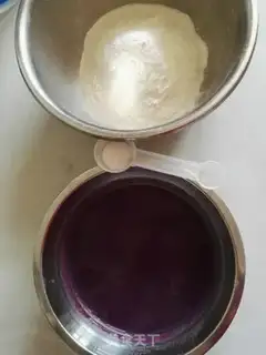 Make Eggs and wooden ears step 3