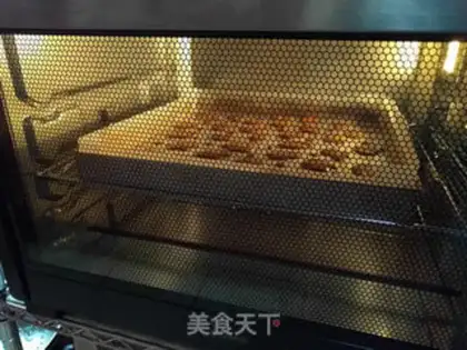 Make Panther Cake Roll step 14