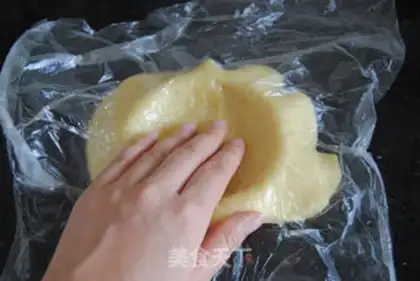 Make Mini pineapple pie step 13