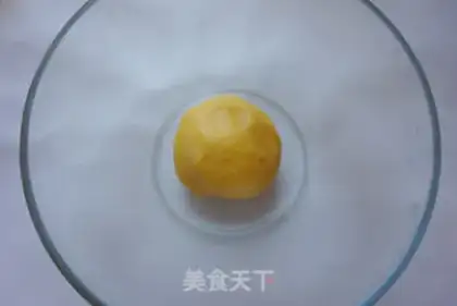 Make Cream fruit tower step 3