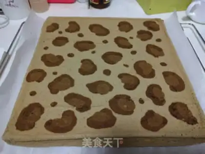 Make Panther Cake Roll step 28