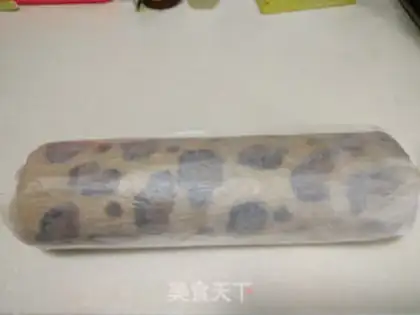 Make Panther Cake Roll step 35