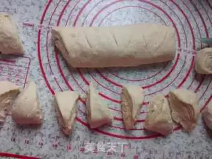 Make Coconut hand tore bread step 17
