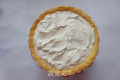 Make Cream fruit tower step 10