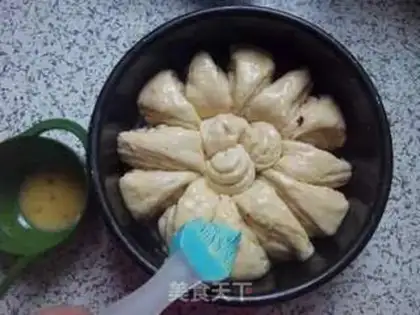 Make Coconut hand tore bread step 19