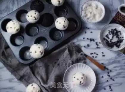 Make Chocolate animal cake step 10