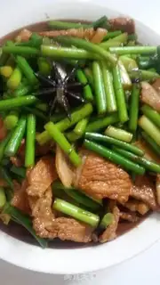 Make Garlic fried meat step 7