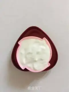 Make Homemade yogurt ice step 2