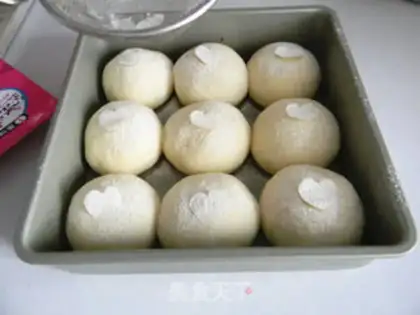 Make A soft cream bun step 4