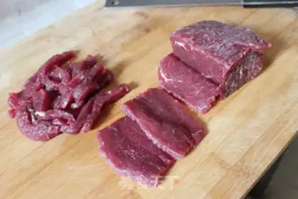 Make Celery beef step 1