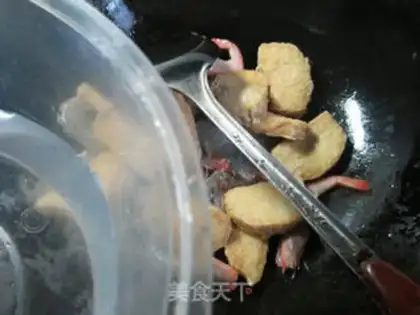 Make Shrimp roasting a sour chicken step 5