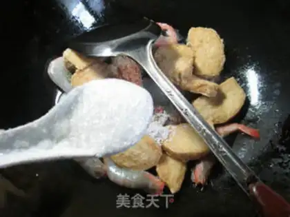 Make Shrimp roasting a sour chicken step 8