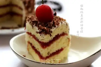 Make Cherry chocolate cream cake step 14