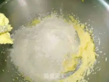 Make Gold coconut ball step 6