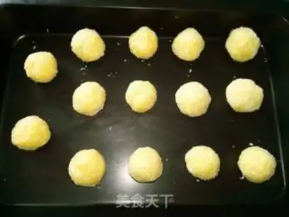 Make Gold coconut ball step 11