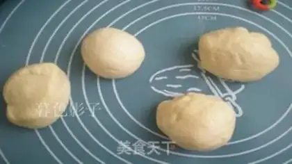 Make Spaghetti bread step 4
