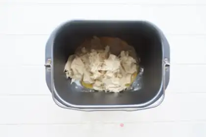 Make Chinese sesame toast step 4
