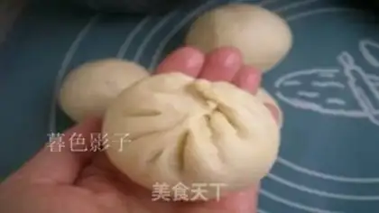 Make Spaghetti bread step 6
