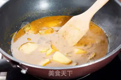 Make Curry potato beefball step 3