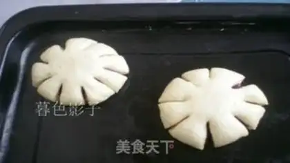 Make Spaghetti bread step 9