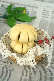 Make Spaghetti bread step 11