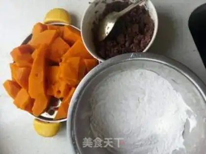Make Pumpkin bean pie step 0