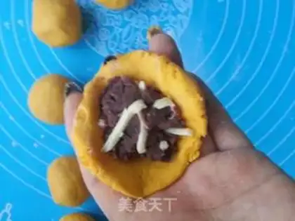 Make Pumpkin bean pie step 2