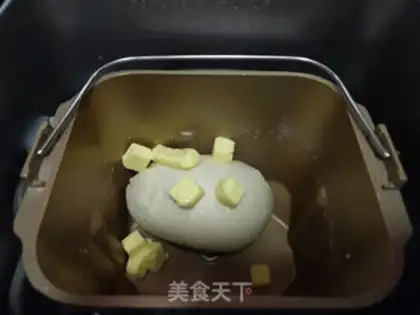 Make caterpillar bread step 2