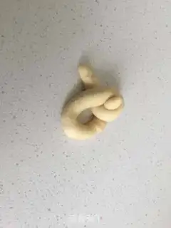 Make Milky varnish bread step 7