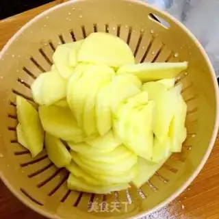 Make A simple spicy pot step 1