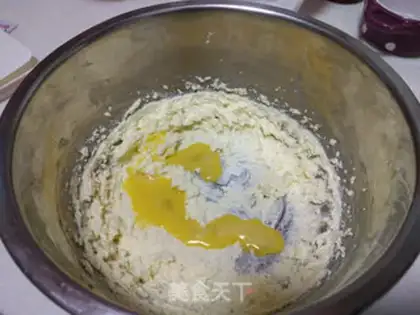 Make Coco pineapple bun step 2