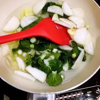 Make A simple spicy pot step 3