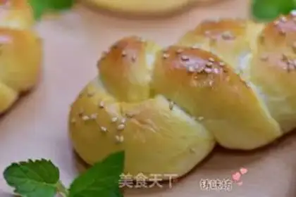Make Milky varnish bread step 14
