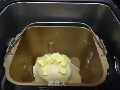 Make Coco pineapple bun step 8