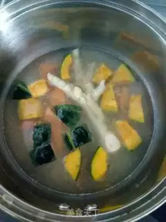 Make Pumpkin carrot soup step 2