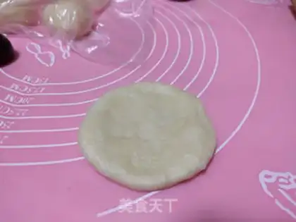 Make Coco pineapple bun step 16