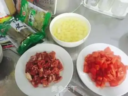 Make Tomato potato stew step 0