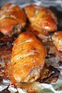 Make The honey is on the wings step 6