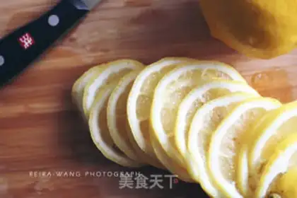 Make The right way to make lemonade step 2