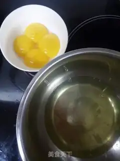 Make Two-colour towel cake rolls step 0