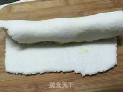 Make Crystal green bean rolls step 7