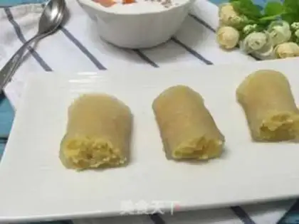 Make Crystal green bean rolls step 10