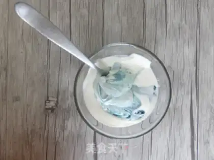 Make Rainbow yogurt cheesecake step 16
