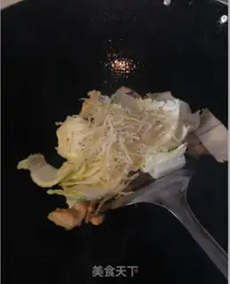 Make Silverfish cabbage fans step 2