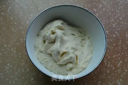 Make The walnut hand tore bread step 1