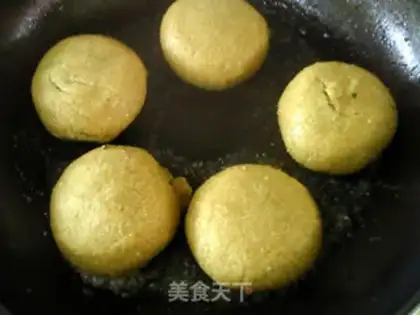 Make Pumpkin egg paste step 22