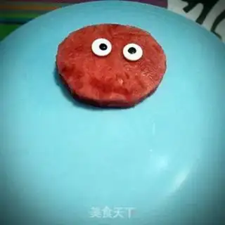 Make Angry little bird from a watermelon step 1