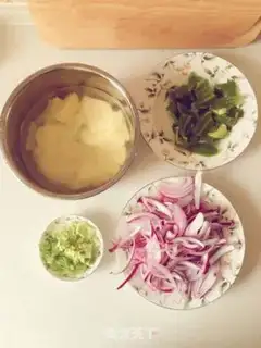 Make Onion fried potato chips step 0